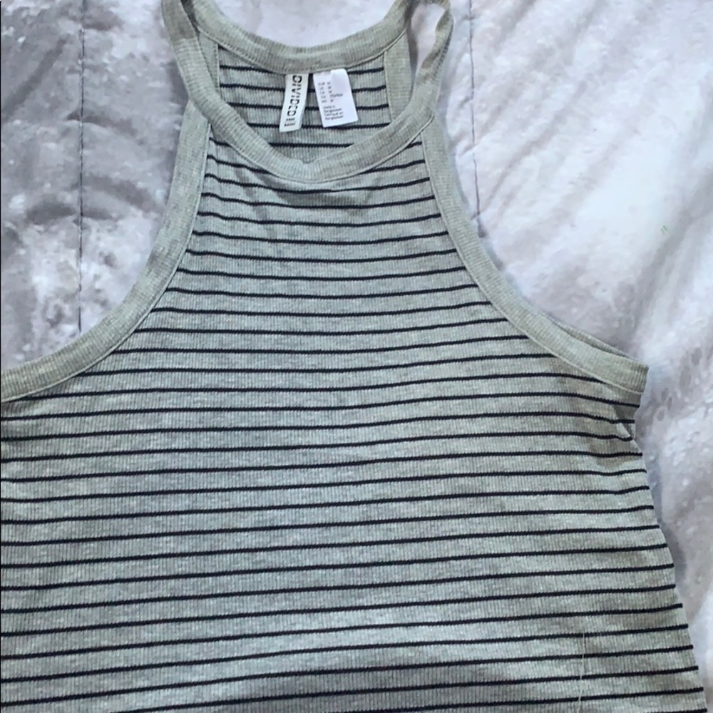 Crop top bundle - Picture 2 of 4